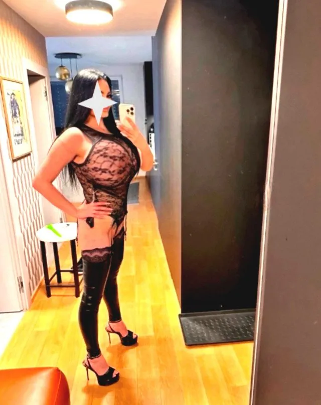ALESSANDRA BDSM