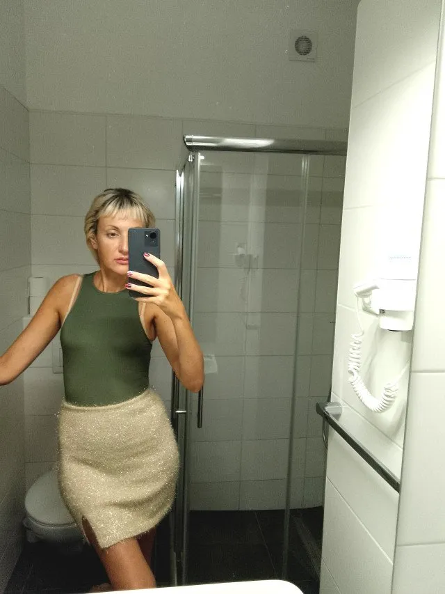 ANNA UA